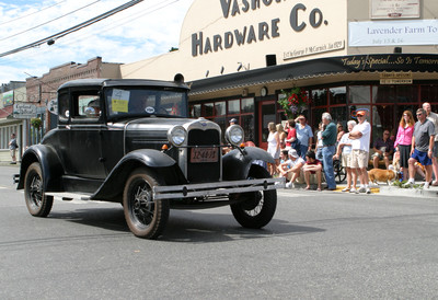20420 Classic Car Parade
