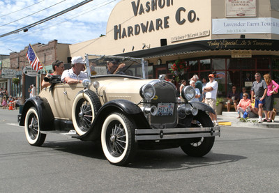 20449 Classic Car Parade