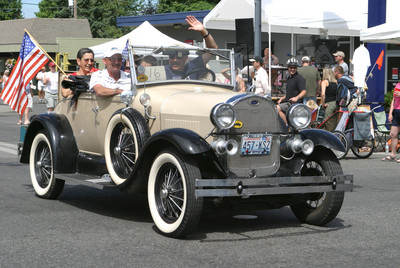 20509 Classic Car Parade