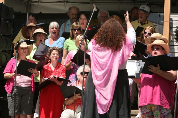 8125 Gospel in the Park Choir 2008
