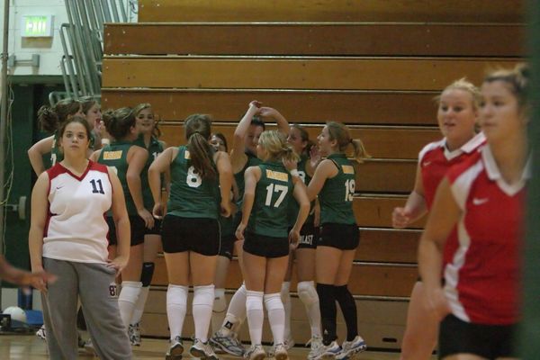 5087 Volleyball v Orting