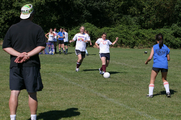 0174 VHS Girls Soccer practice 082907