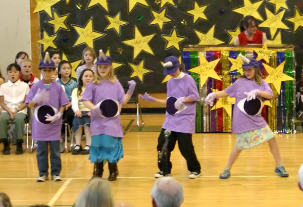 6230 Third Grade Program 06 L