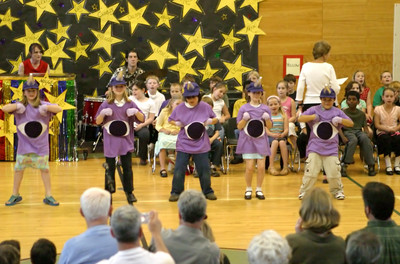 6233 Third Grade Program 06