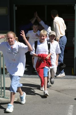 8847 5gr Graduation 2005