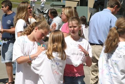 8916 5gr Graduation 2005