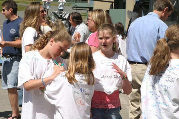 8916 5gr Graduation 2005
