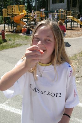 8937 5gr Graduation 2005