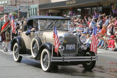 9514 Festival 05 Parade1