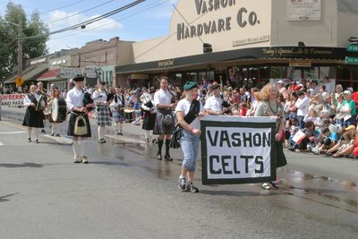 9516 Festival 05 Parade1