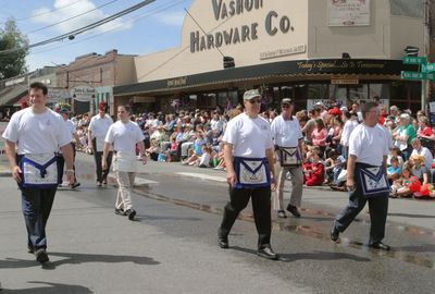 9540 Festival 05 Parade1