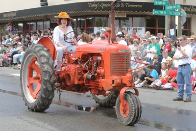 9559 Festival 05 Parade1