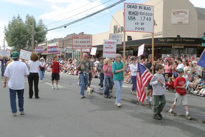 9602 Festival 05 Parade1