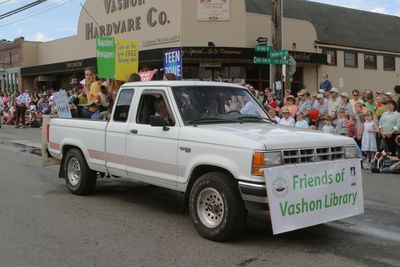 9613 Festival 05 Parade1