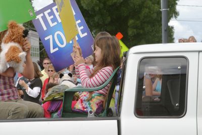 9614 Festival 05 Parade1