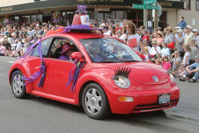 9627 Festival 05 Parade1