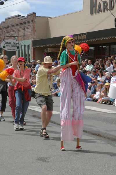 9673 Festival 05 Parade2