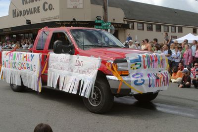 9702 Festival 05 Parade2