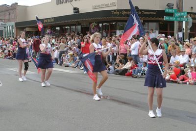 9707 Festival 05 Parade2