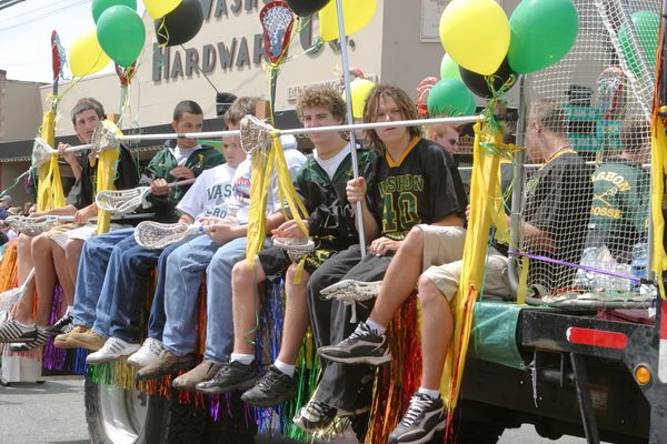 9743 Festival 05 Parade2