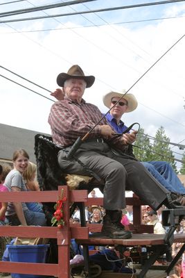 9771 Festival 05 Parade2