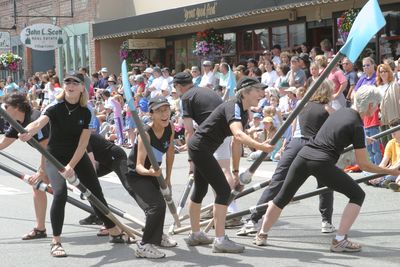 9811 Festival 05 Parade2