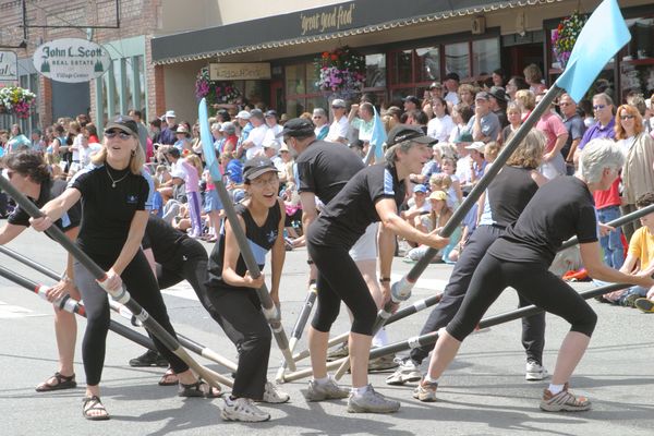 9811 Festival 05 Parade2