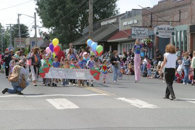 9459 Festival 05 Kids Parade