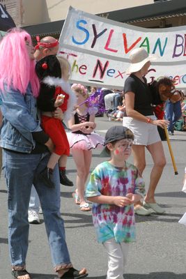 9484 Festival 05 Kids Parade