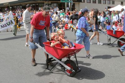 9488 Festival 05 Kids Parade