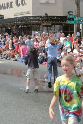 9504 Festival 05 Kids Parade