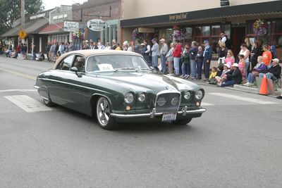 0739 Festival 05 Car Parade