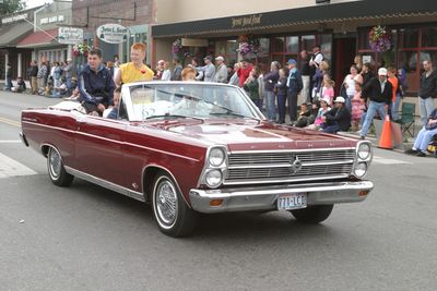 0751 Festival 05 Car Parade