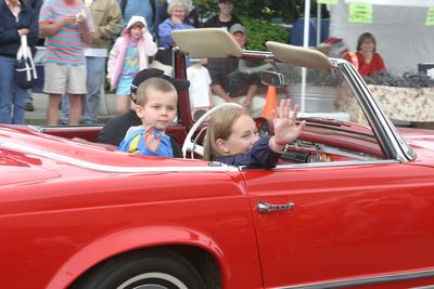 0754 Festival 05 Car Parade