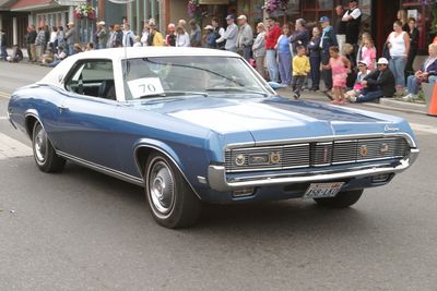 0755 Festival 05 Car Parade