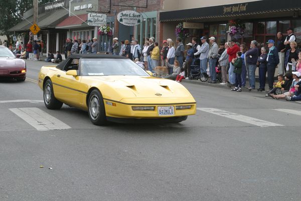 0761 Festival 05 Car Parade