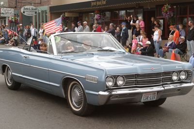 0772 Festival 05 Car Parade