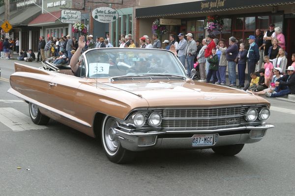 0774 Festival 05 Car Parade