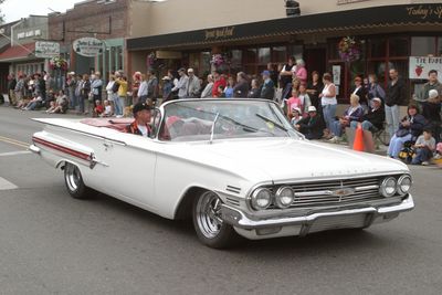 0781 Festival 05 Car Parade