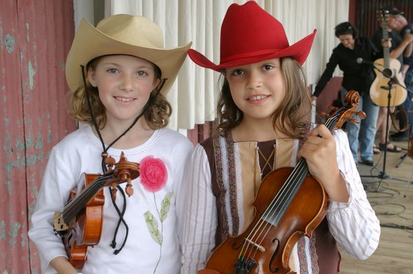 1103 Festival 05 Just Fiddlin Round