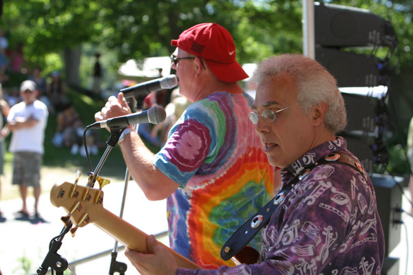 19948 Bill Brown and the Kingbees