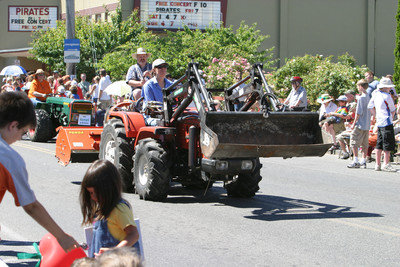 19127 Grand Parade