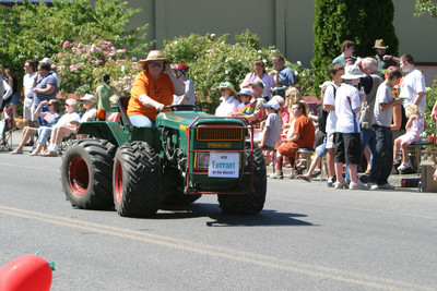 19134 Grand Parade