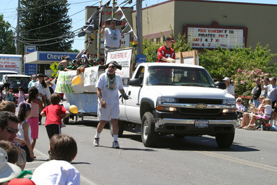 19382 Grand Parade