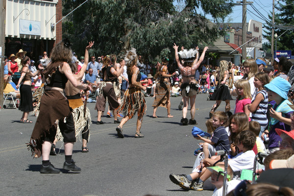 19443 Grand Parade