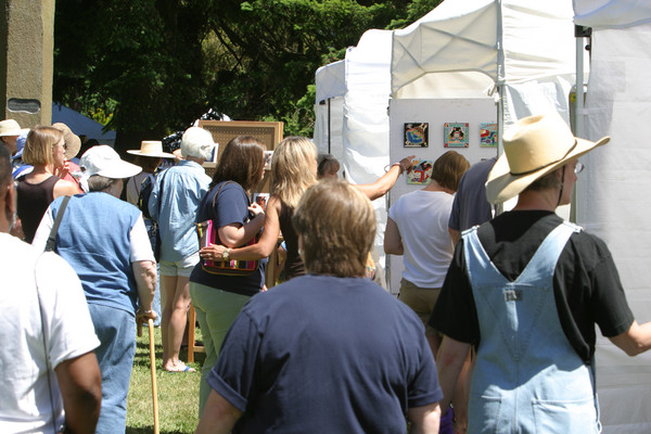 19593 Saturday Festival Scenes