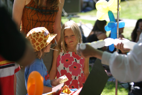 19858 Saturday Festival Scenes