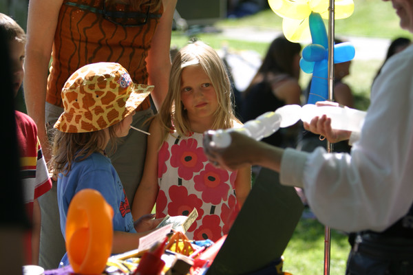 19859 Saturday Festival Scenes