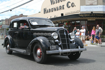 20427 Classic Car Parade