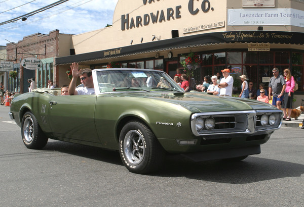 20450 Classic Car Parade